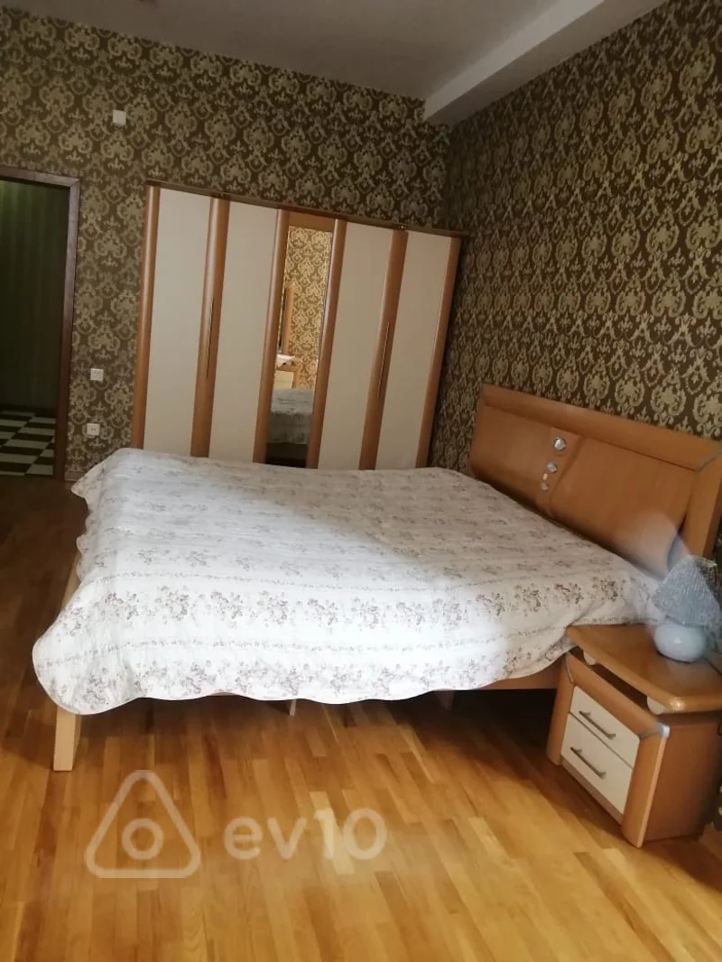 3 otaqlı mənzil, 120 m², 28may Təzəbəy Hamamının yanı — kirayə — Mənzil, Bakı (11)