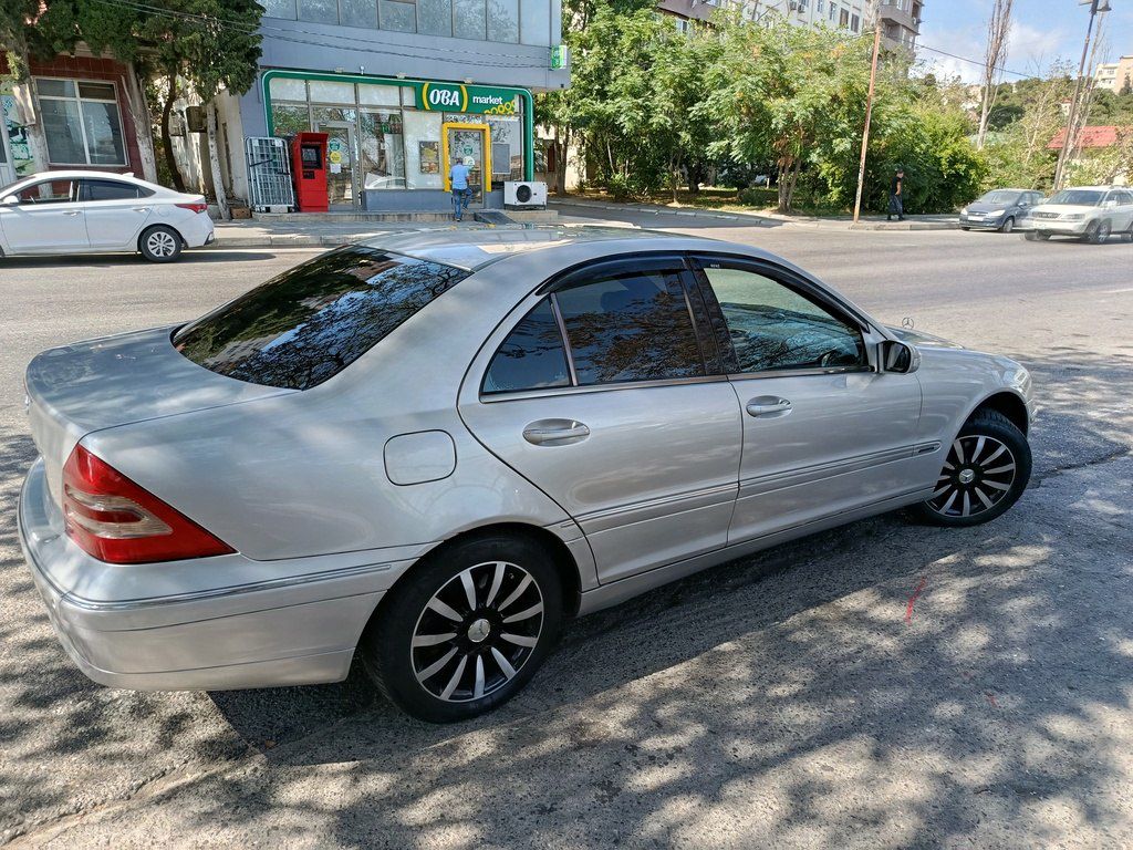 Mercedes C 240, 2.6 L, 2000 il, 518 000 km 77-GY-617 — Avtomobillər, Bakı (4)