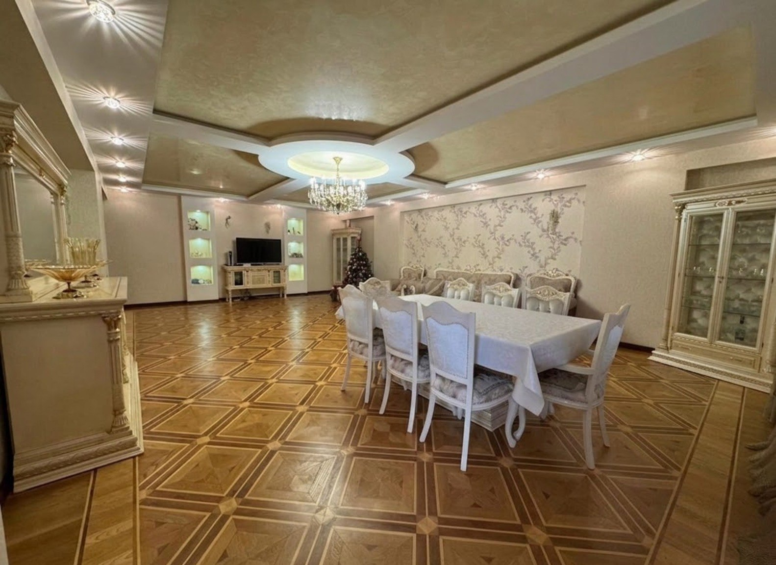 4 otaqlı mənzil 240 m² satılır — Mənzil, Bakı (4)