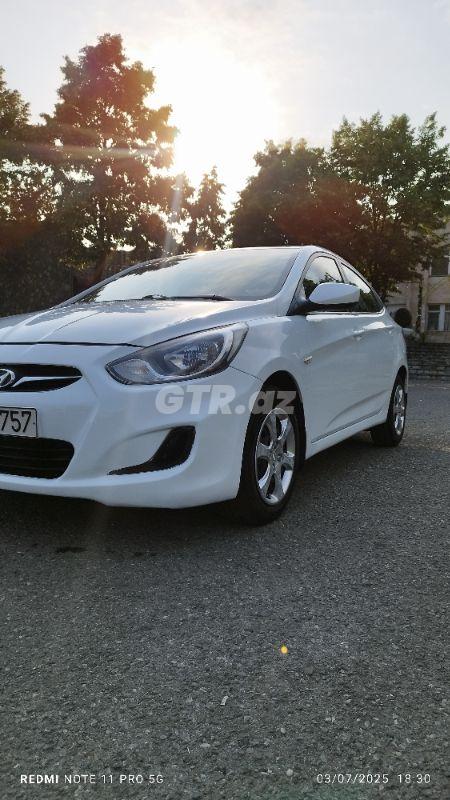 Hyundai Accent 1.4 L, 2013, 183 563 km — Avtomobillər, Şəki (7)