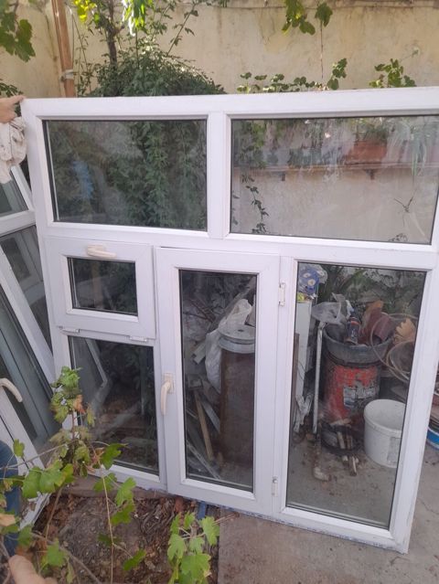 PVC pəncərə-balkon qapısı dəsti salam .böyükdən 3 dənədi,balacadan 2 — Bakı