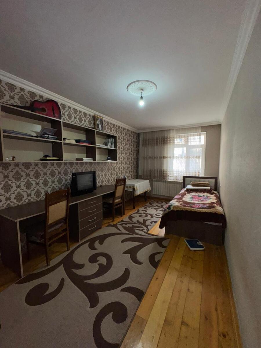 Satılır 4 otaqlı köhnə tikili 85 m² — Mənzil, Bakı (5)