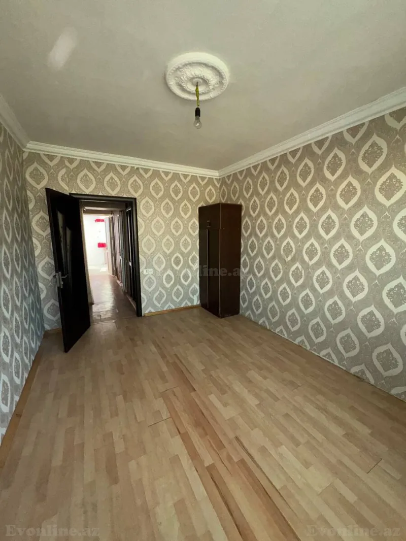Satılır 3 otaqlı Mənzil Köhnə tikili 70 m² Bakı, Qaradağ r., Müşfiqabad — Mənzil, Bakı (5)