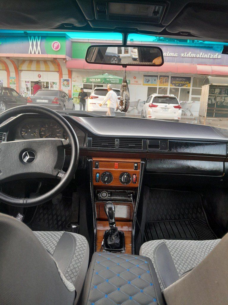 Mercedes 200 D, 2.0 L, 1990 il, 319 918 km 10-OV-962 — Avtomobillər, Lənkəran (5)