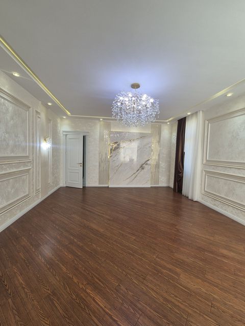 Satılır 3 otaqlı yeni tikili 135 m² — Bakı