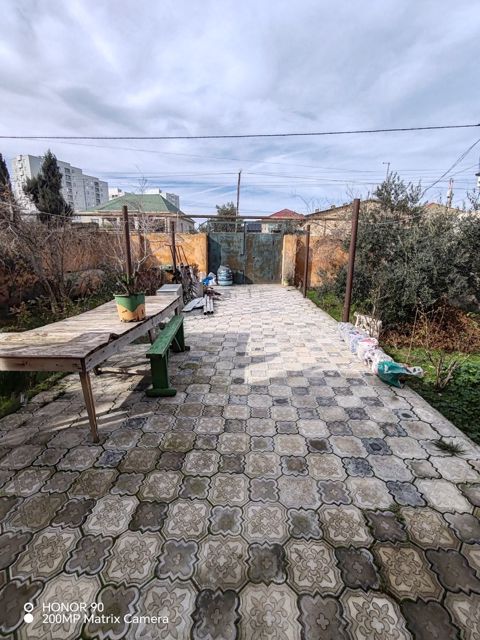 Satılır 3 otaqlı həyət evi/bağ evi 100 m² — Bakı