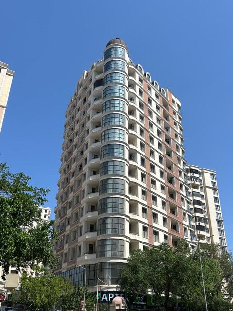 Satılır 2 otaqlı yeni tikili 90 m² — Bakı