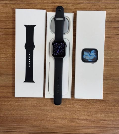 Apple Watch Series 11 Aluminum Space Gray 46mm — Bakı