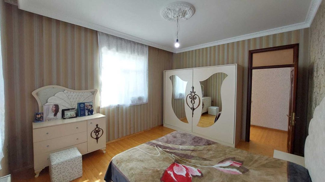 Satılır 5 otaqlı həyət evi/bağ evi 200 m² — Ev, villa, Bakı (12)