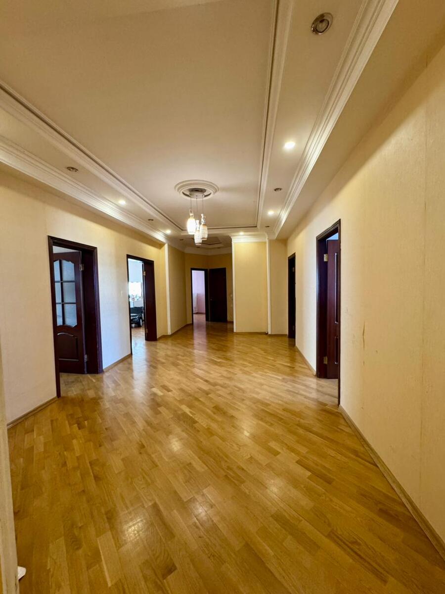 Satılır 4 otaqlı yeni tikili 190 m² — Mənzil, Bakı (11)