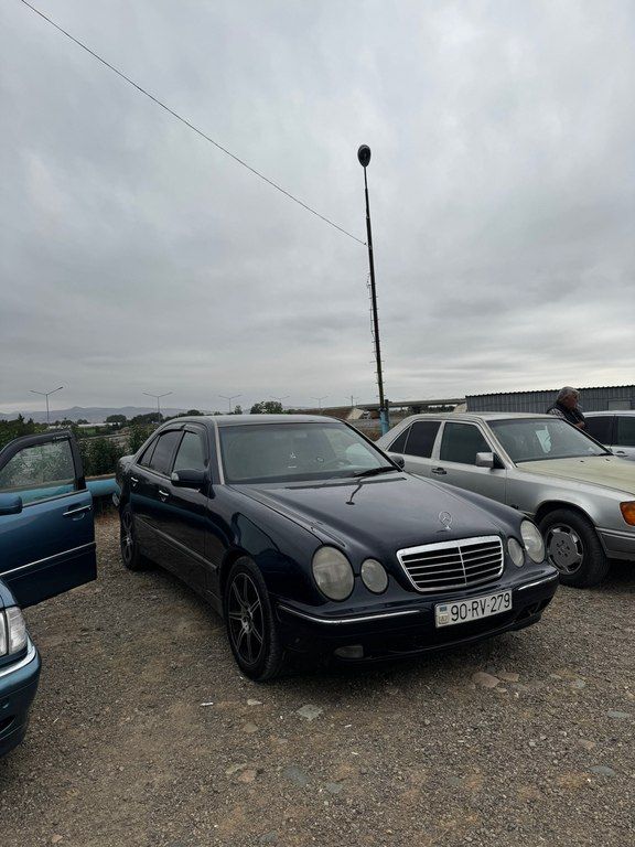 Mercedes E 220, 2.2 L, 2000 il, 389 411 km 90-RV-279 — Avtomobillər, Tovuz (2)