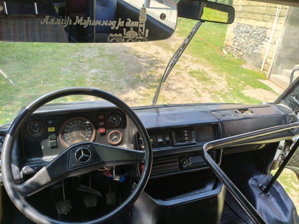 Mercedes 208 D, 2.4 L, 1990 il, 500 000 km 10-GT-883 — Avtomobillər, Astara (11)
