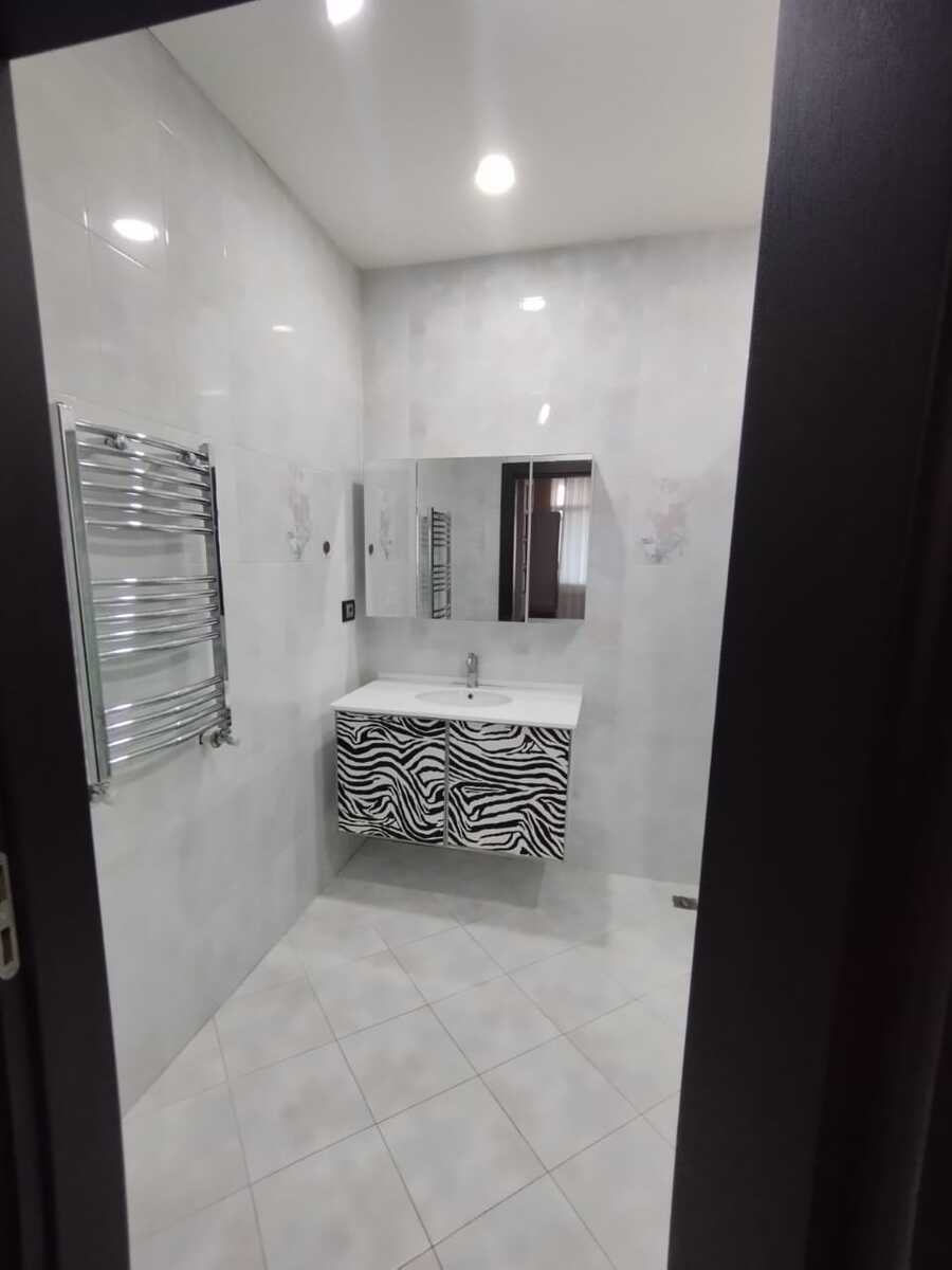 İcarəyə verilir 3 otaqlı yeni tikili 127 m² — Mənzil, Bakı (8)