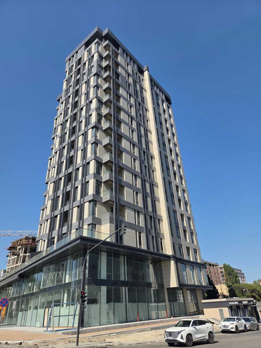Satılır 4 otaqlı yeni tikili 220 m² — Mənzil, Bakı