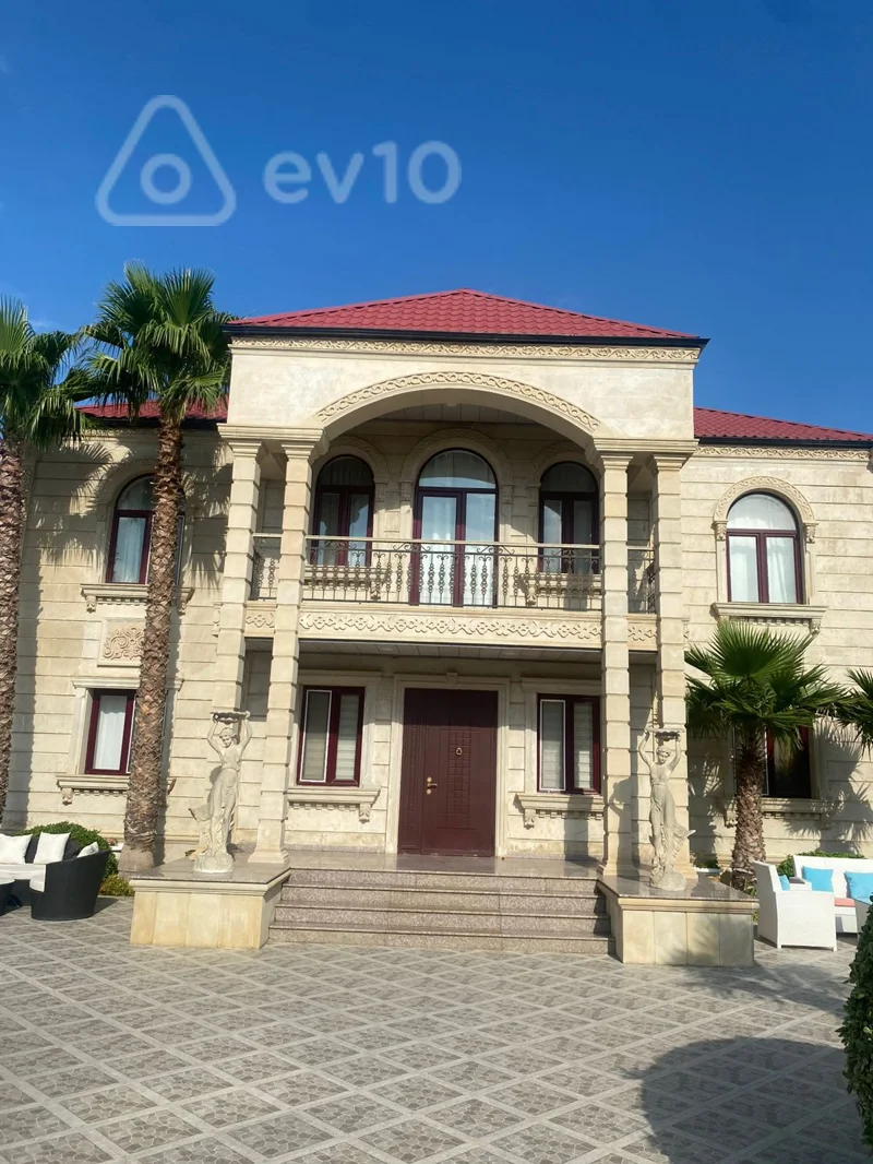 8 otaqlı həyət evi, 560 m², Novxanı massivi — Ev, villa, Bakı