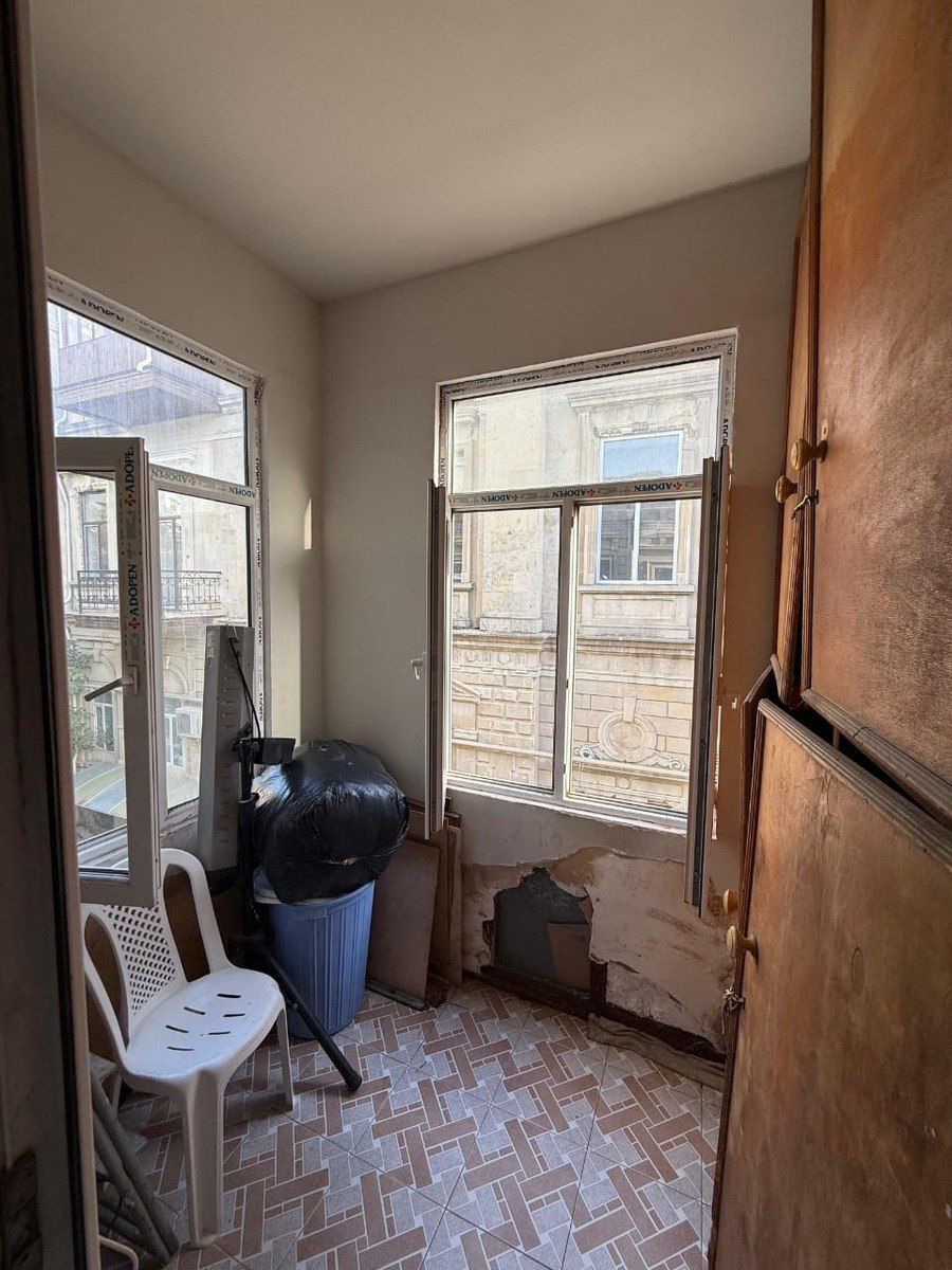 Satılır 2 otaqlı köhnə tikili 70 m² — Mənzil, Bakı (6)