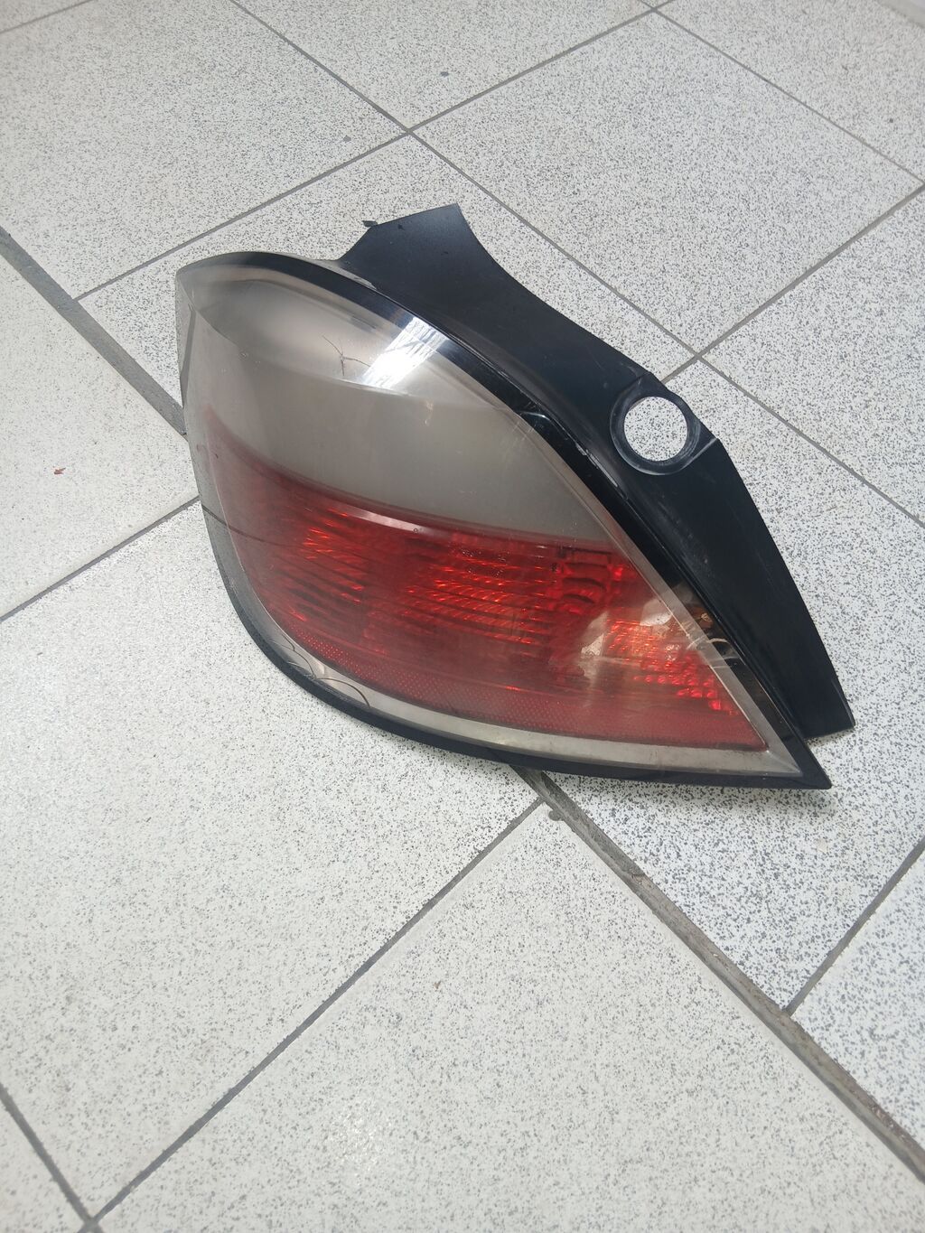 Opel astra h sol arxa stop Məhsul: Arxa sağ stop-şüşə (farası) — Avtomobil işığı, Gəncə (2)