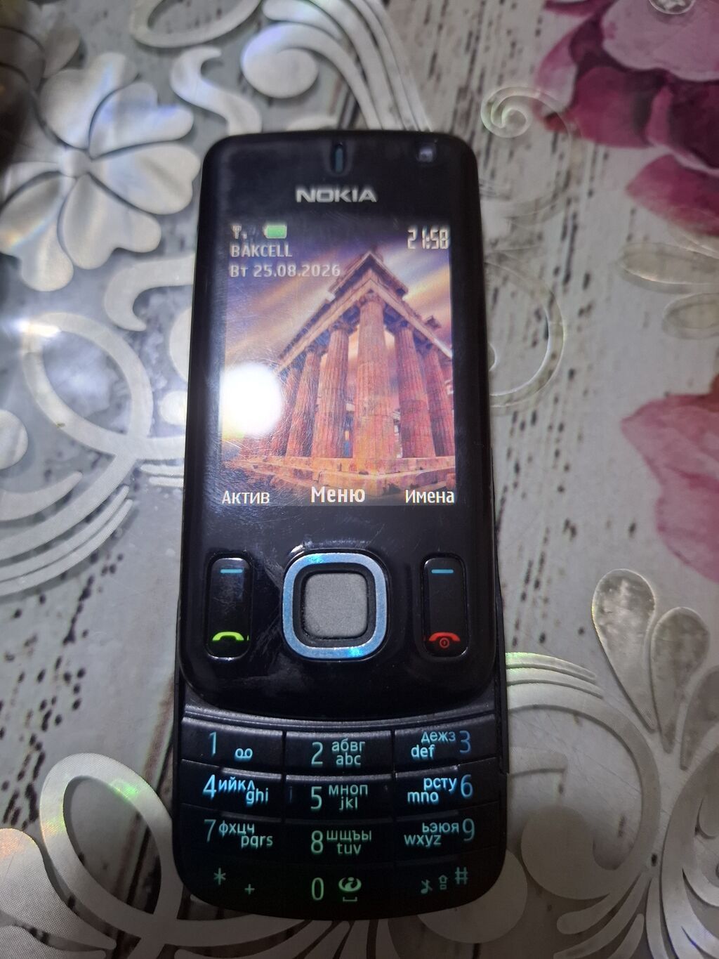 Nokia 2 GB Memory Capacity, rəng - Qara, Düyməli — Nokia, Bakı (2)