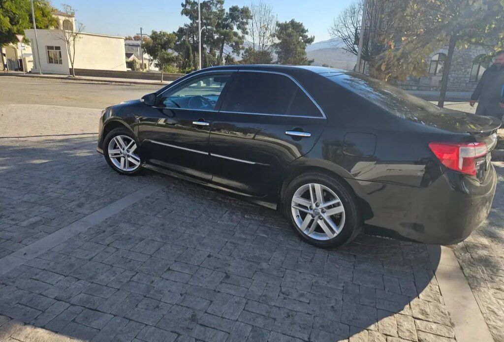 Toyota Camry, 2.5 L, 2013 il, 199 999 km — Avtomobillər, Bakı (2)