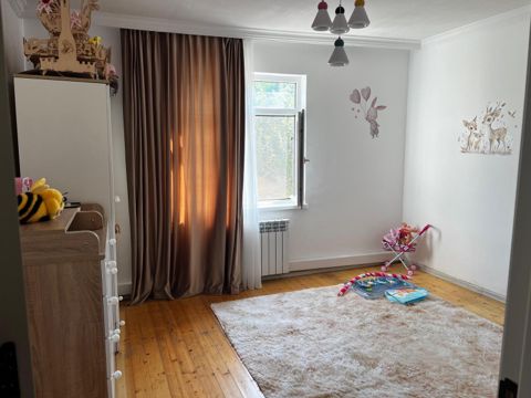 Satılır 5 otaqlı həyət evi/bağ evi 170 m² — Bakı