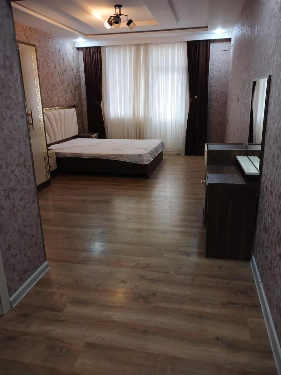 İcarəyə verilir 3 otaqlı yeni tikili 130 m² — Mənzil, Bakı (3)
