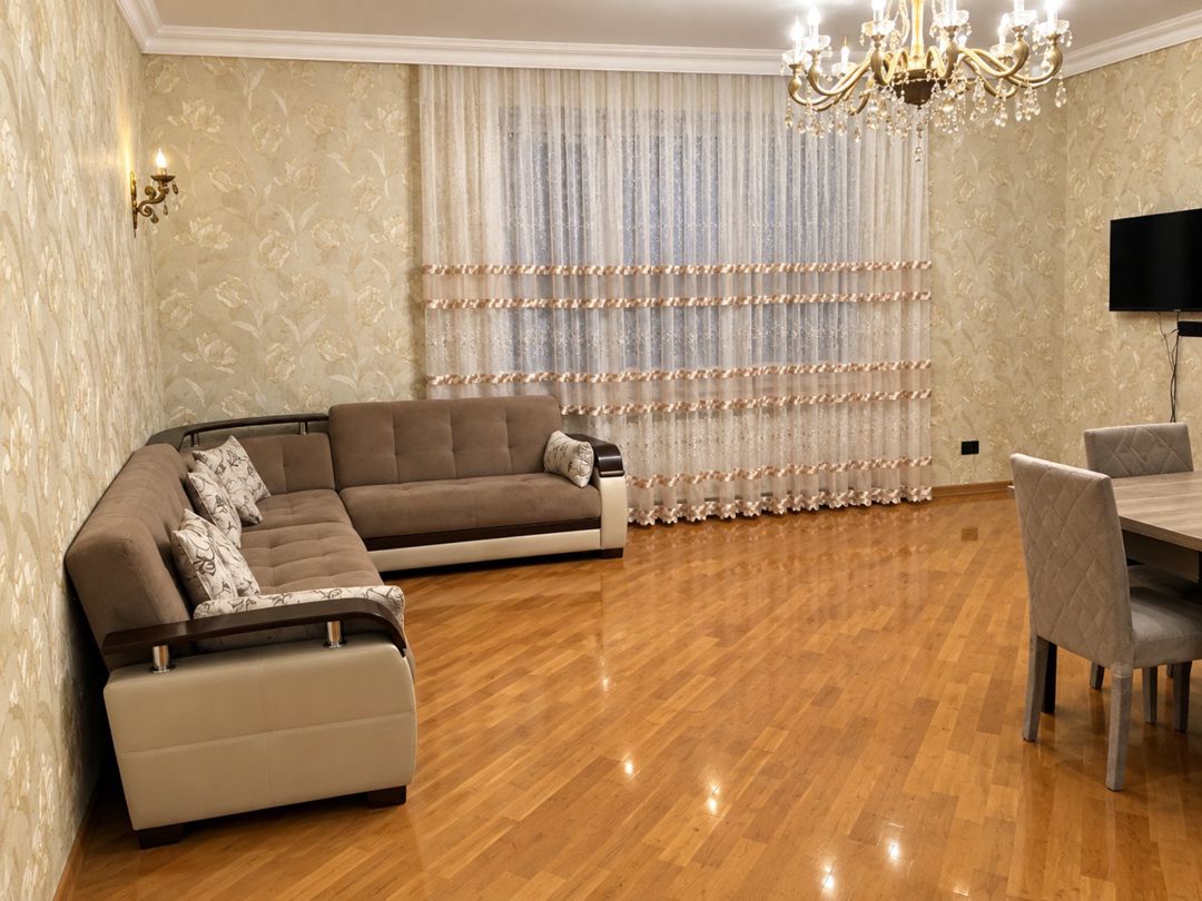 İcarəyə verilir 3 otaqlı yeni tikili 115 m² — Mənzil, Bakı (2)