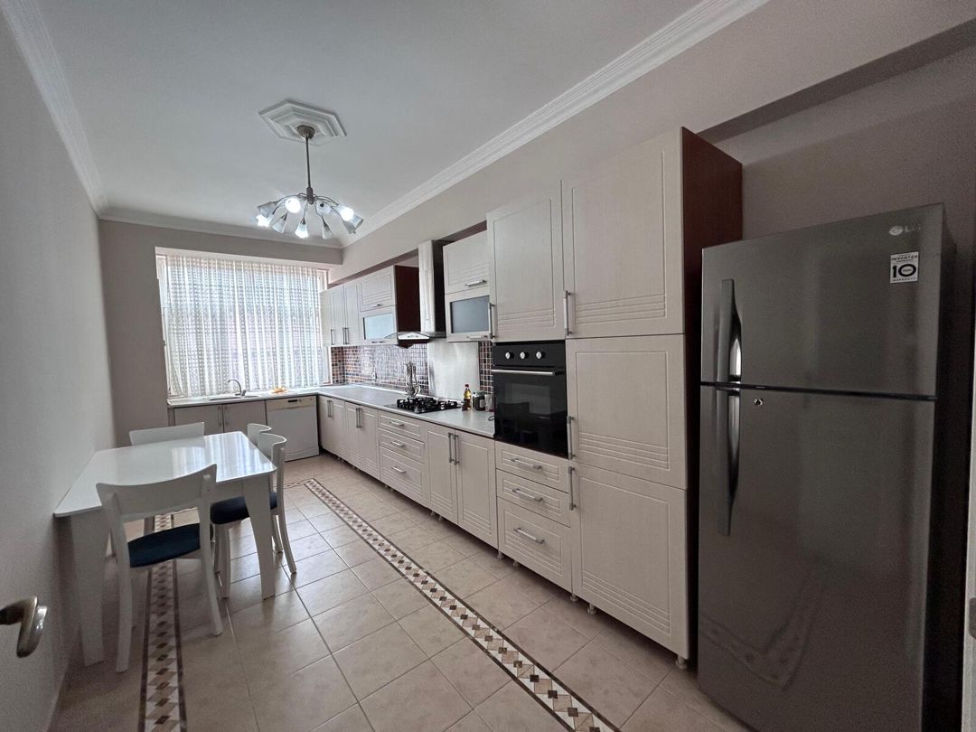 Satılır 5 otaqlı yeni tikili 150 m² — Mənzil, Bakı (4)