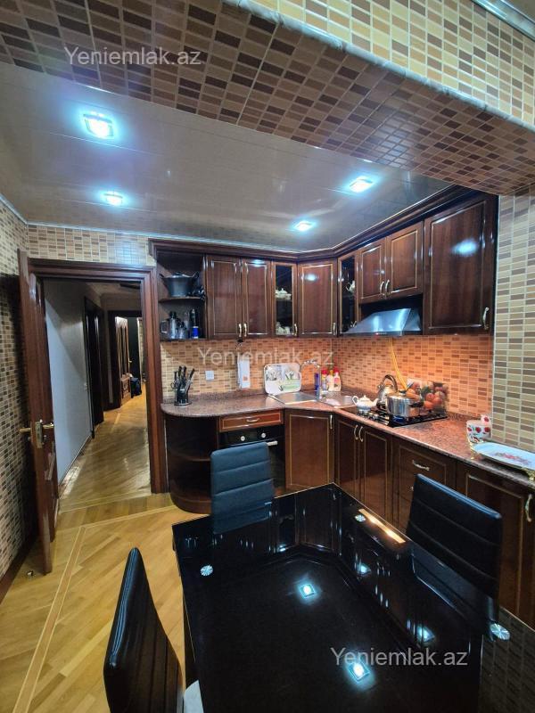 Satılır 3 otaqlı Bina evi menzil (Köhnə tikili), 90 m², Nizami rayonu — Mənzil, Bakı (10)