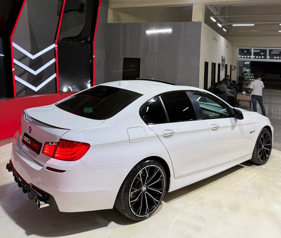 BMW 528, 2.0 L, 2013 il, 290 000 km — Avtomobillər, Sumqayıt (12)