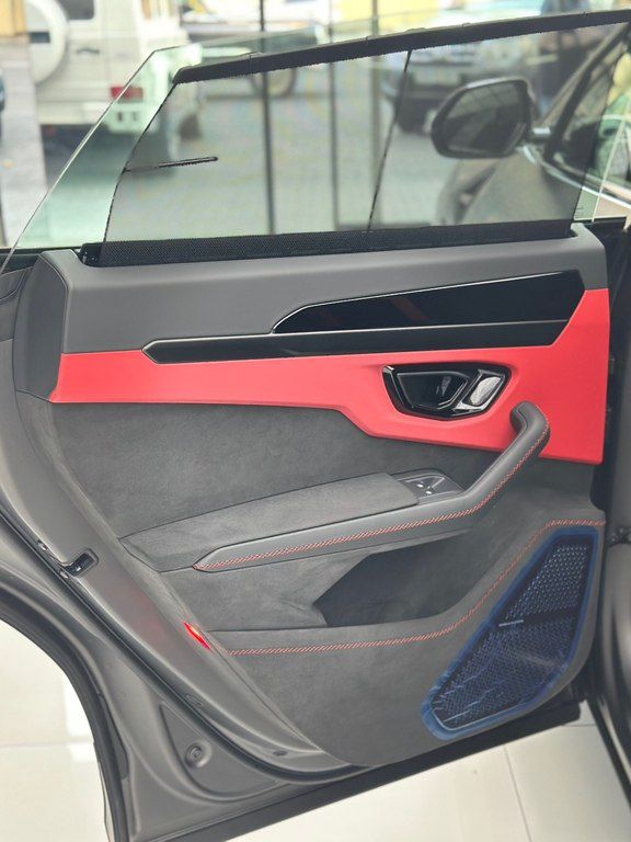 Lamborghini Urus SE, 4.0 L, 25 kWh, 2026 il, 1 286 km — Avtomobillər, Bakı (12)