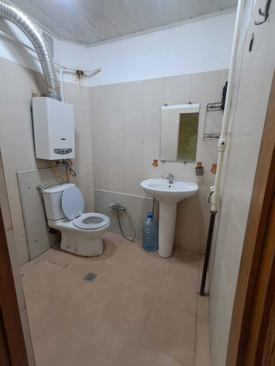 İcarəyə verilir 2 otaqlı köhnə tikili 55 m² — Mənzil, Bakı (8)