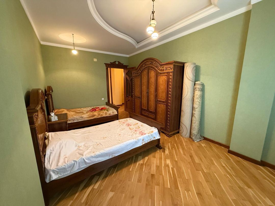 İcarəyə verilir 5 otaqlı yeni tikili 260 m² — Mənzil, Bakı (8)