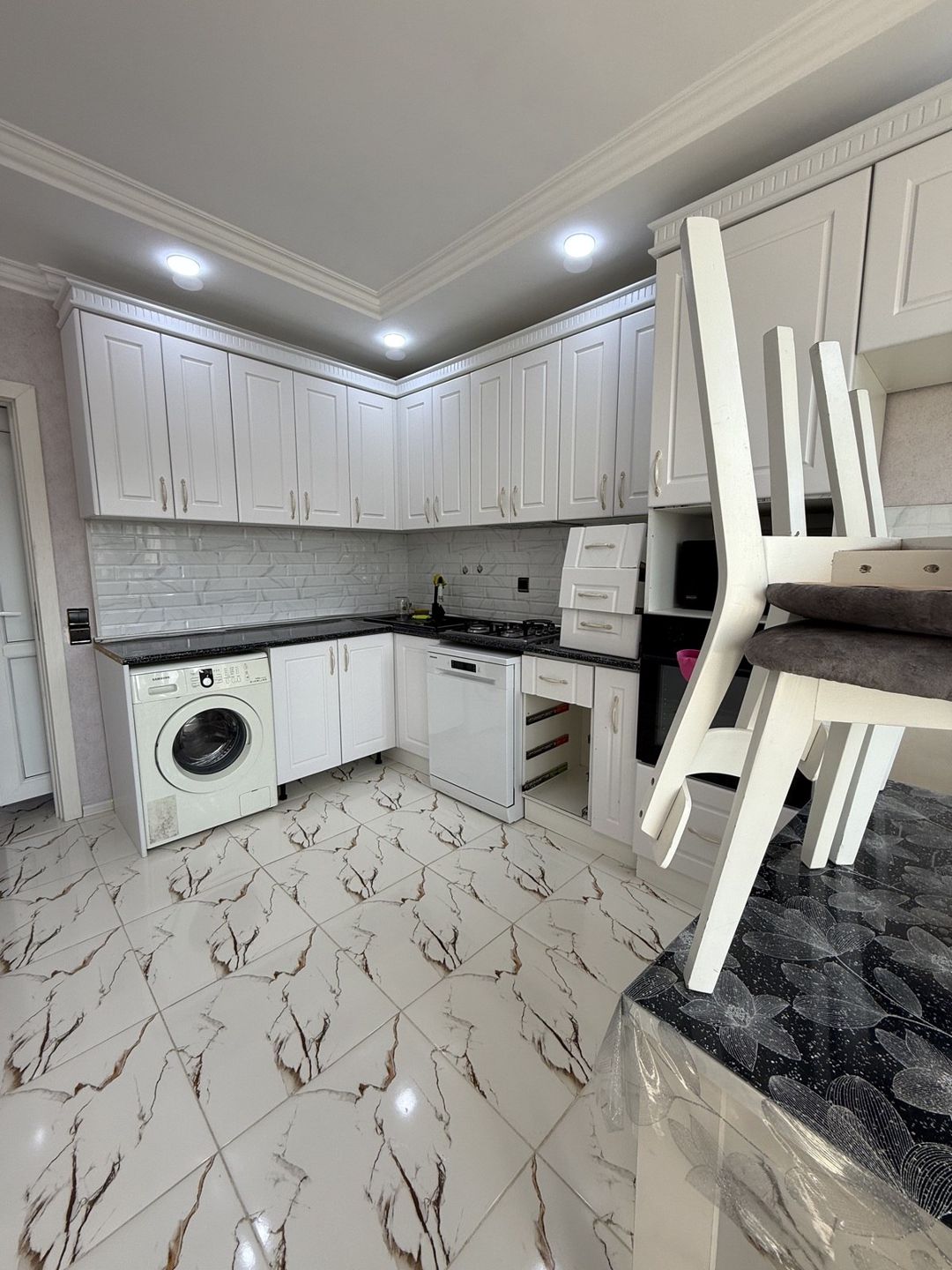 Satılır 2 otaqlı köhnə tikili 65 m² — Mənzil, Bakı (5)