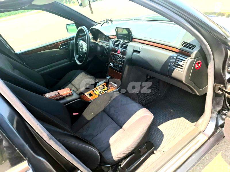 Mercedes E 240 2.4 L, 1998, 219 000 km — Avtomobillər, Gəncə (7)