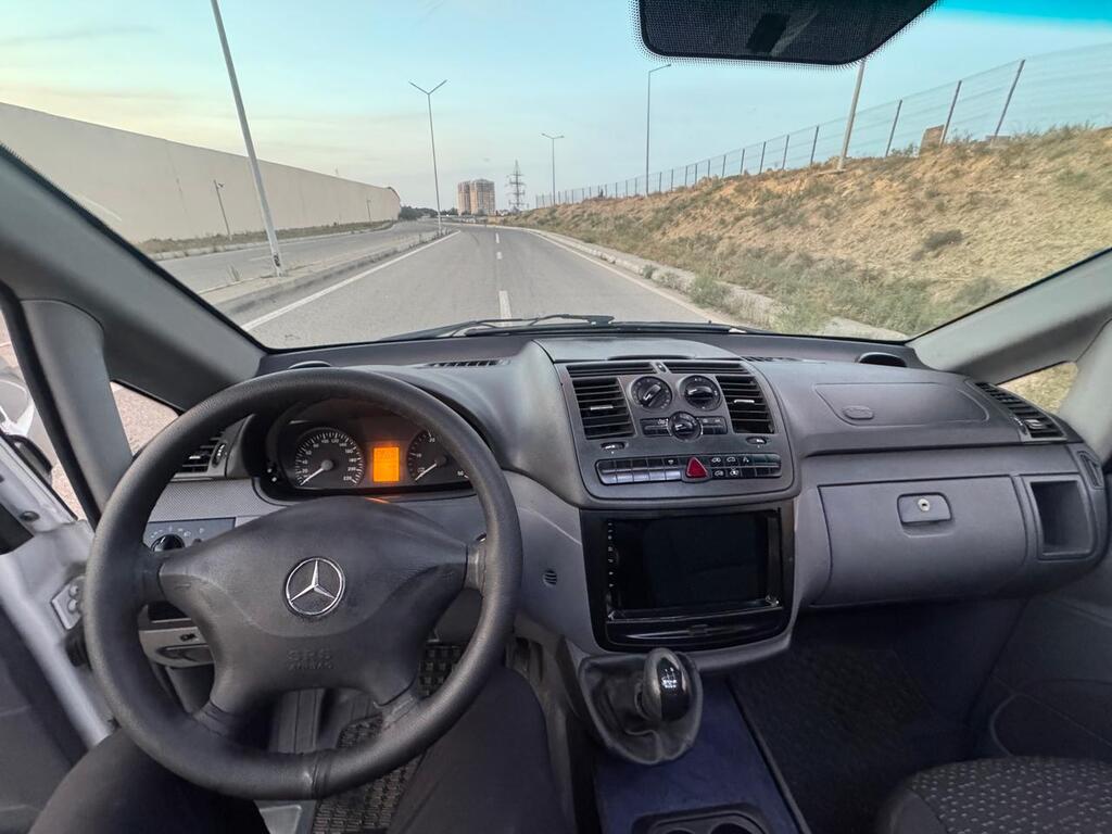 Mercedes Vito 115 CDI, 2.1 L, 2010 il, 245 235 km 01-CV-718 — Avtomobillər, Bakı (3)