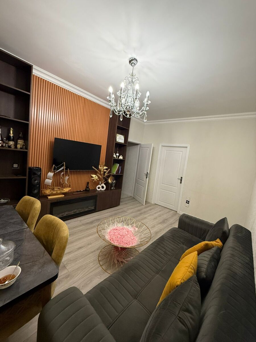 Satılır 2 otaqlı köhnə tikili 75 m² — Mənzil, Bakı (3)