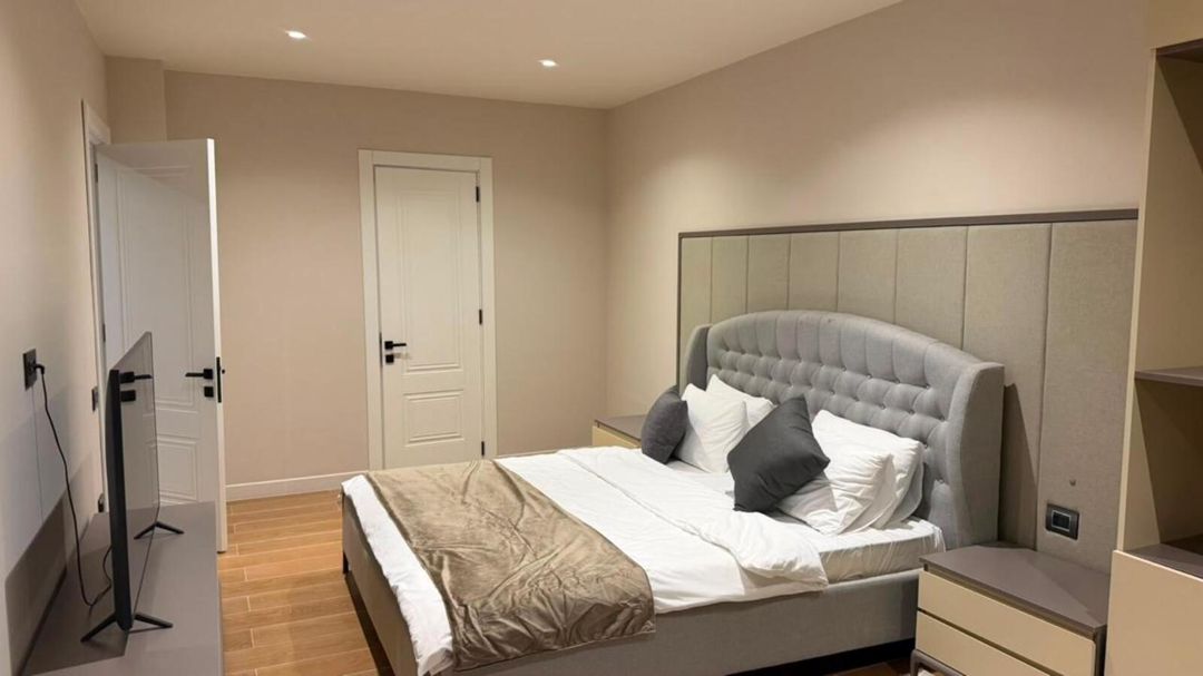 İcarəyə verilir 3 otaqlı yeni tikili 139 m² — Mənzil, Bakı (4)
