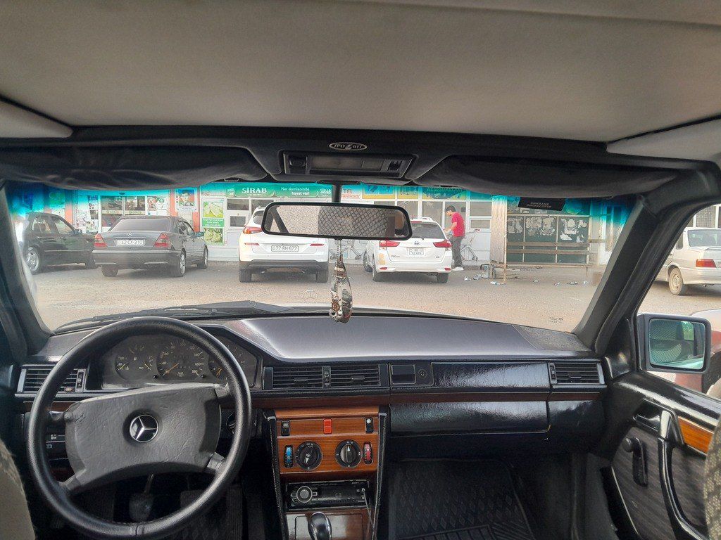 Mercedes 200 D, 2.0 L, 1990 il, 319 918 km 10-OV-962 — Avtomobillər, Lənkəran (2)