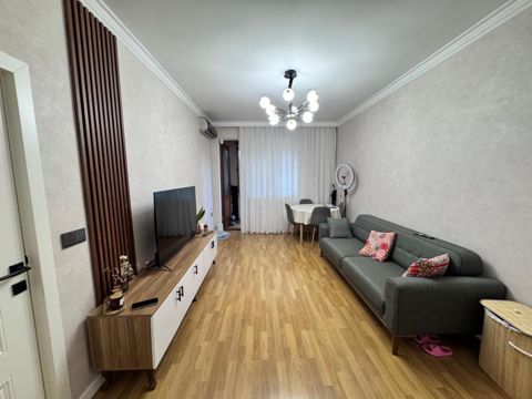 Satılır 2 otaqlı köhnə tikili 50 m² — Bakı