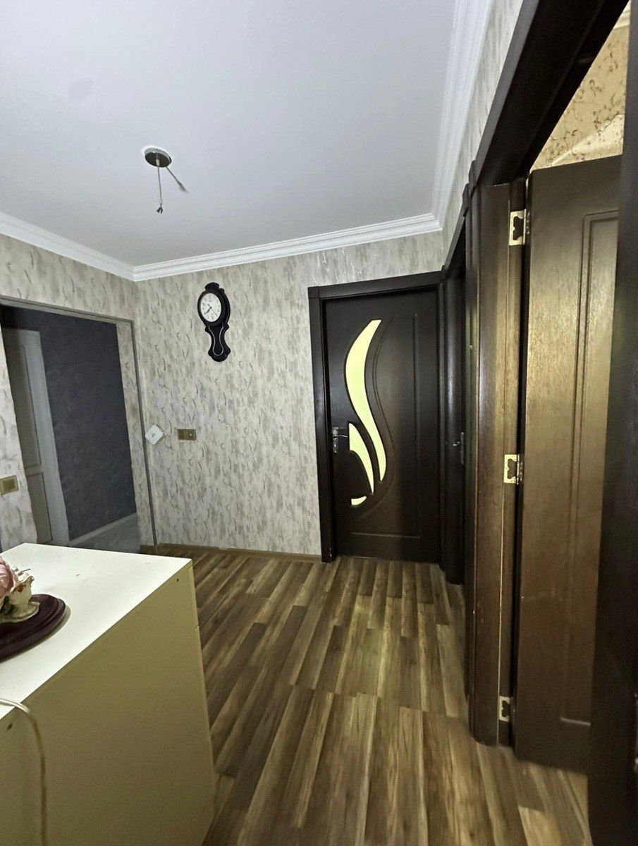 Satılır 4 otaqlı köhnə tikili 90 m² — Mənzil, Bakı (6)
