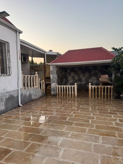 İcarəyə verilir 3 otaqlı həyət evi/bağ evi 80 m² — Bakı
