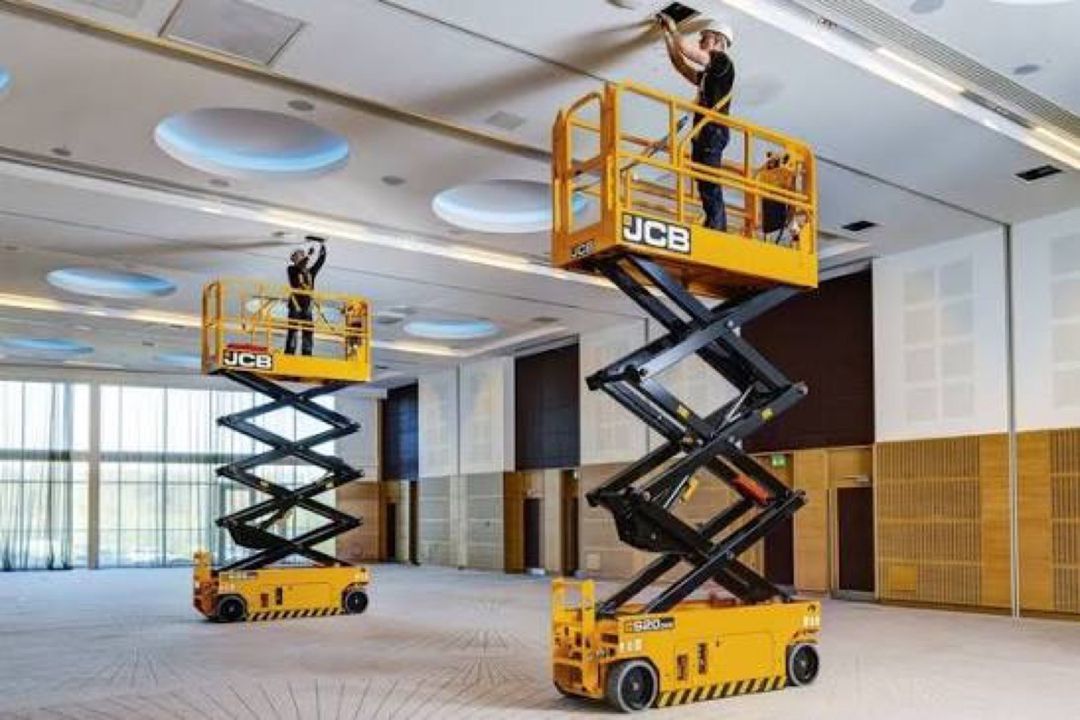 JCB qayçı səbət icarəsi — Avtomobil icarəsi, Bakı (3)