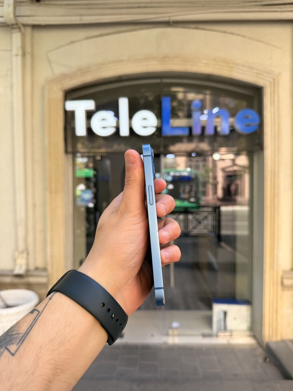 IPhone 13, 128 GB, Göy, Zəmanət, Kredit, Simsiz şarj — Apple iPhone, Bakı (2)