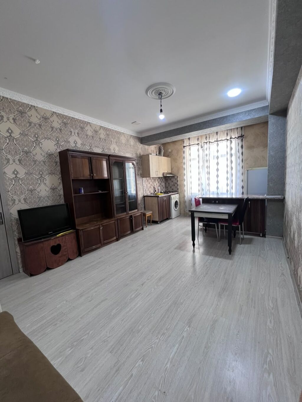 Masazirda.Yeni tikili 7 mərtəbəli binanın 4 cü mərtəbəsində 42 kv metr — Mənzil, Masazır (4)