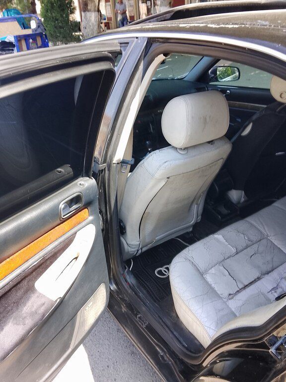 Audi A4, 2.8 L, 1998 il, 385 000 km 99-ZS-332 — Avtomobillər, Gəncə (5)
