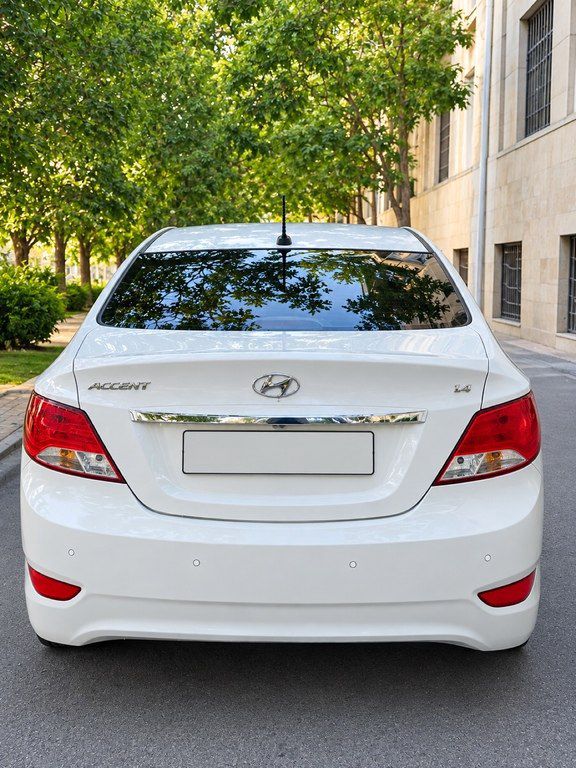 Hyundai Accent, 1.4 L, 2018 il, 25 100 km — Avtomobillər, Bakı (2)