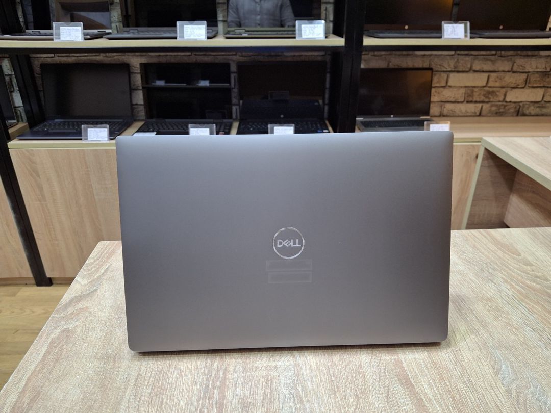 Dell Precision 5540 i9 9880H 32gb Ram 3.8K ekran — Noutbuklar, Bakı (8)