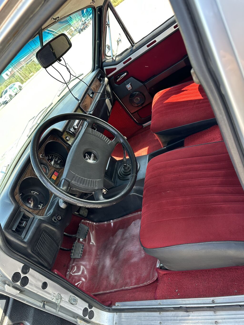 QAZ 24 Volga: 2.5 l 1982 il Sedan — Avtomobillər, Digah (9)