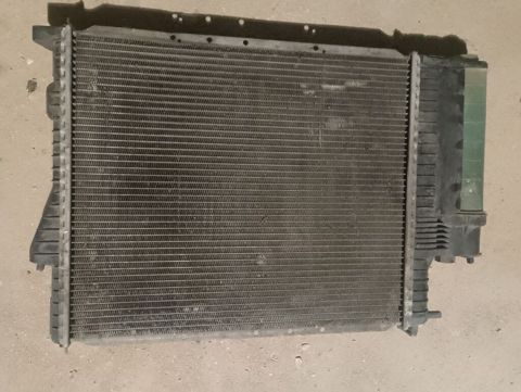 Bmw E 39 un radiyatoru yamanma olmayıb arginaldir tam idealdır real — Digah