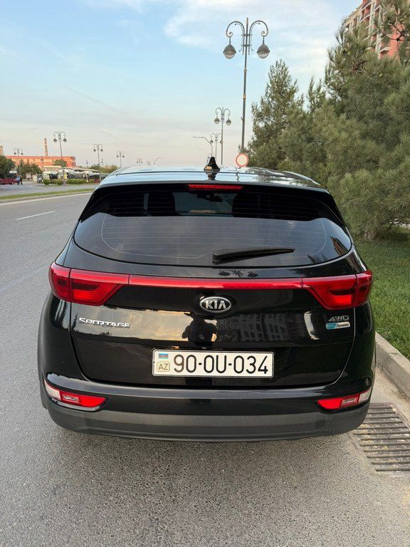 Kia Sportage, 1.7 L, 2016 il, 209 550 km 90-OU-034 — Avtomobillər, Bakı (4)